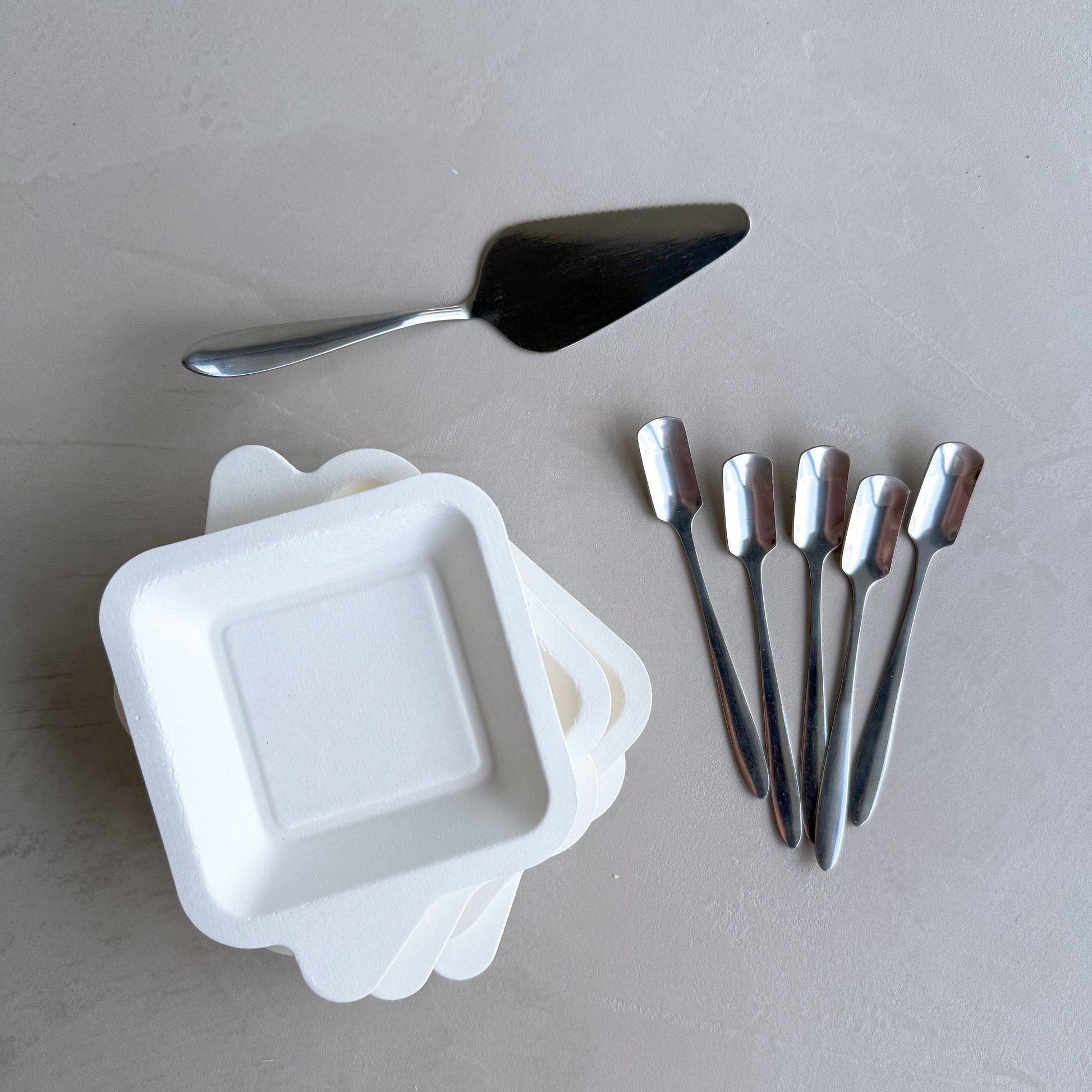 CAKE CUTLERY