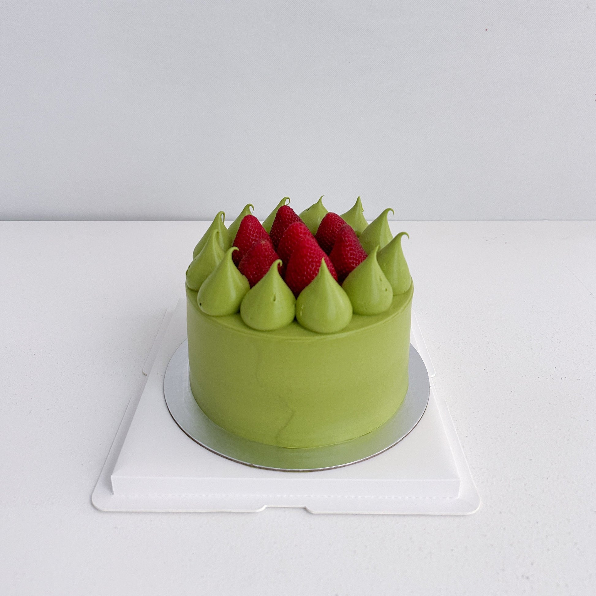 MATCHA STRAWBERRY CHIFFON CAKE