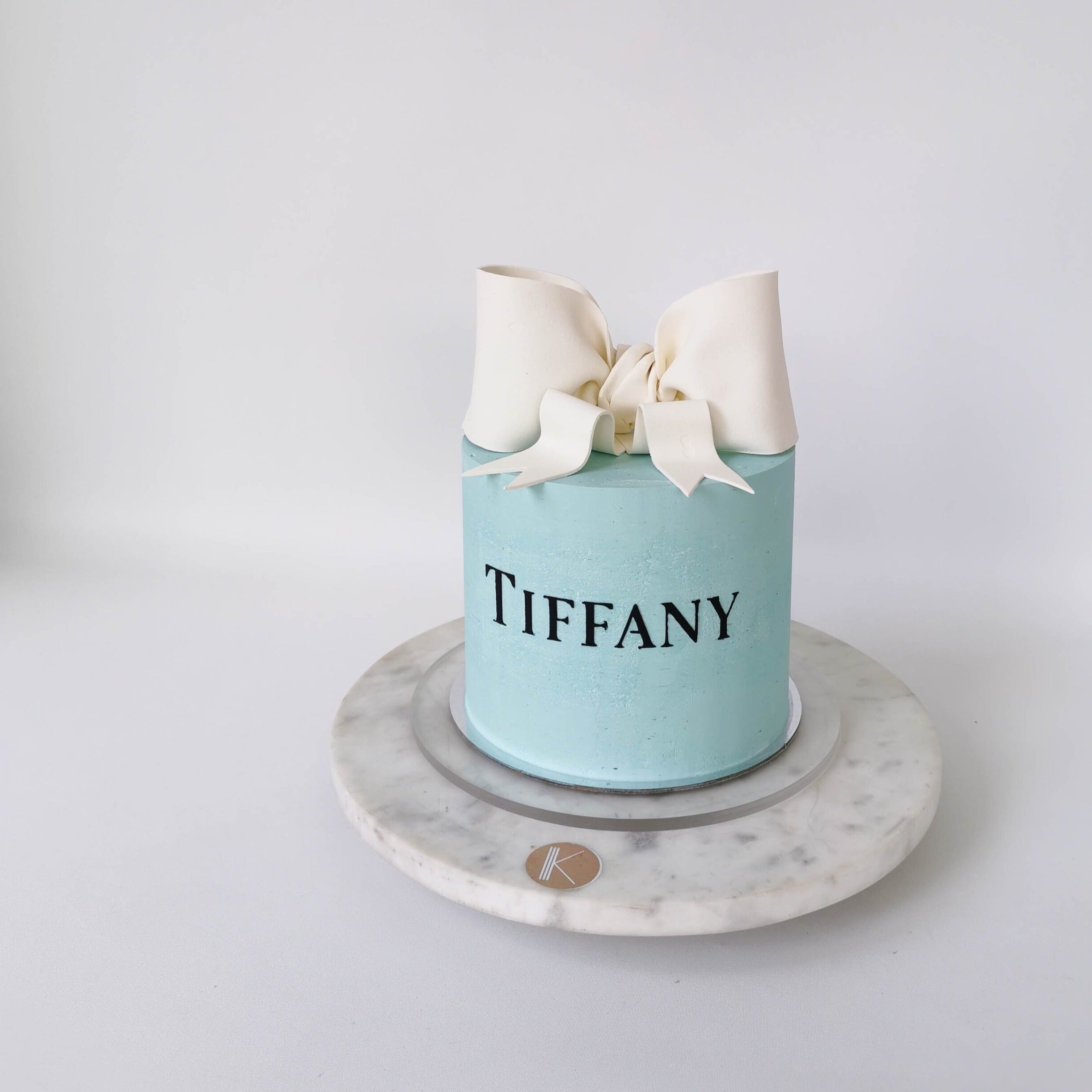 Pretty Bow Cake- Free Nationwide Delivery — New Cakes